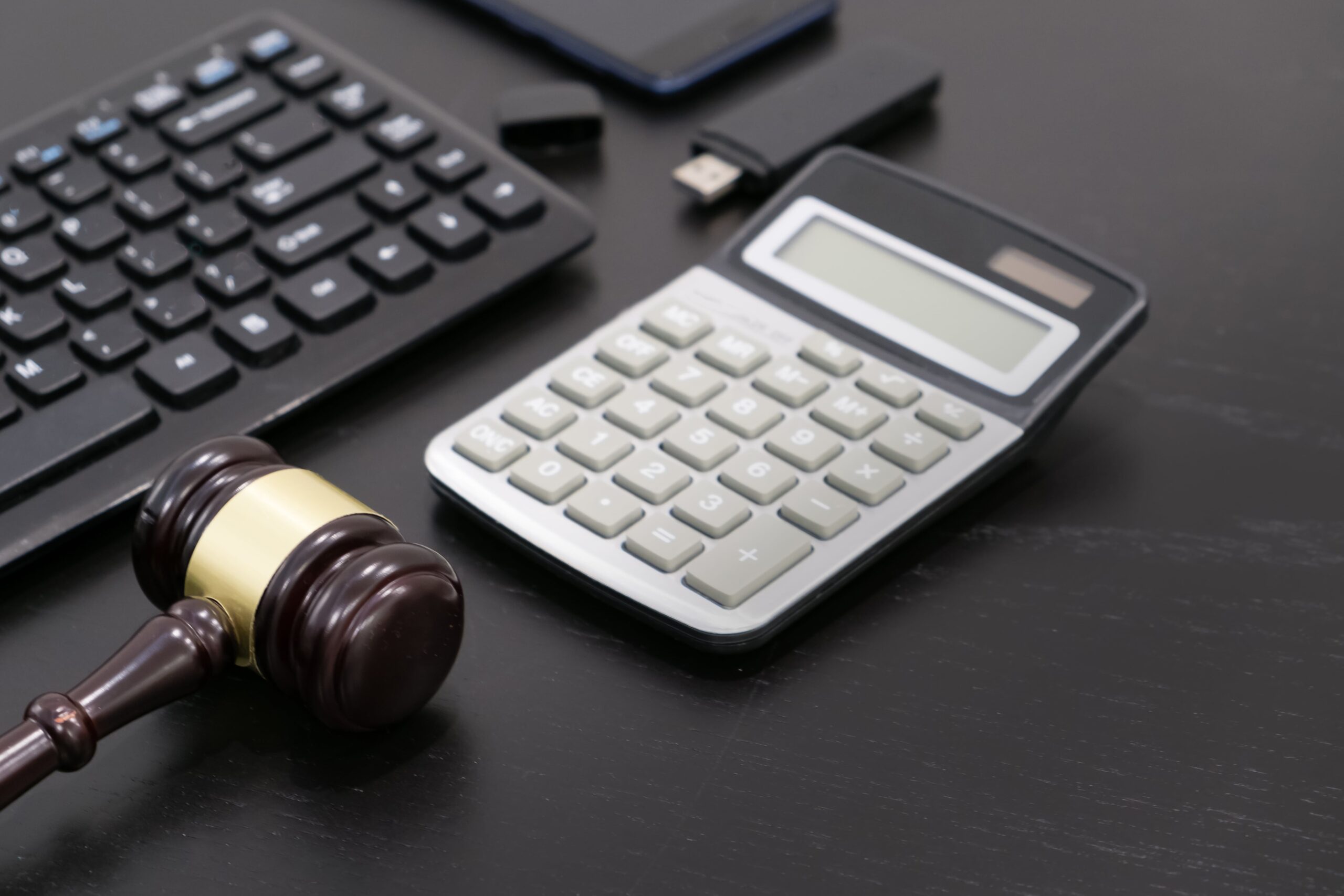 الخدمات الاستشارية المتخصصة